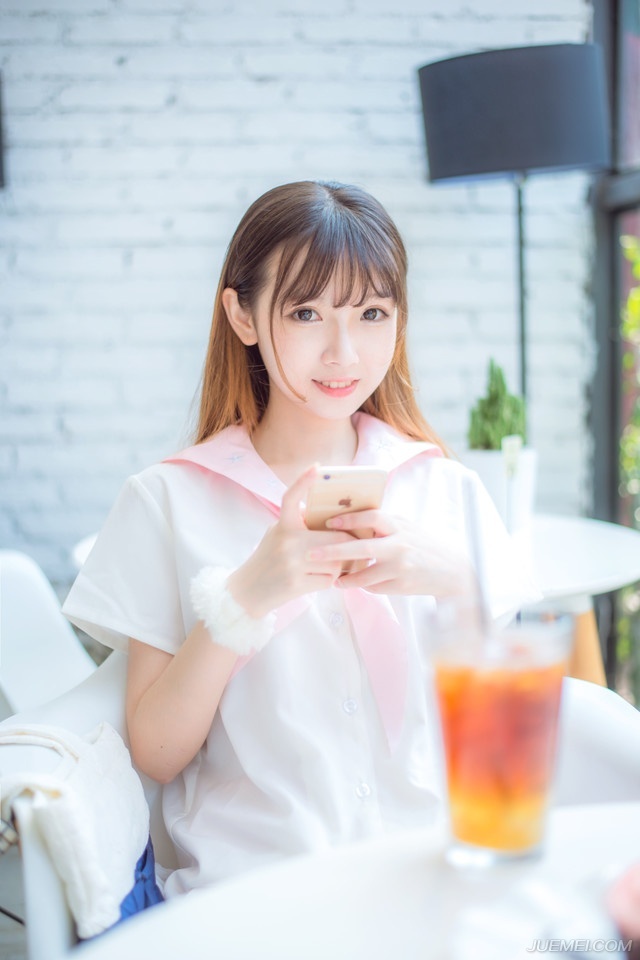 或早或晚，能够遇到你就好;或风或雨，能牵着你的手就好;或多或少，你能在乎我就好;或苦或乐，我们在一起就好。